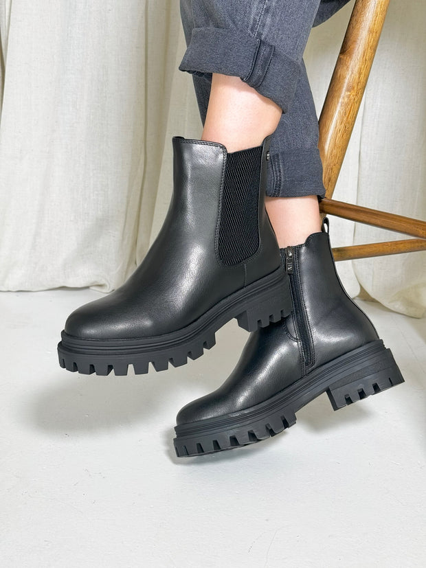 Chunky Chelsea Boot - Black