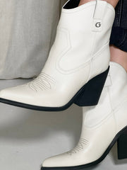 Guess Jalella Boots - Cream