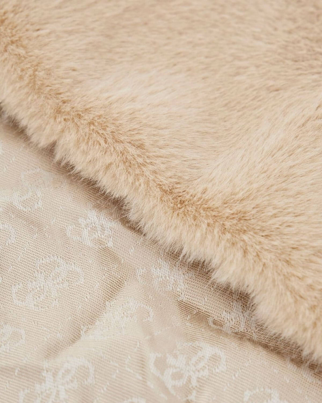 Guess Faux Fur Scarf - Tan