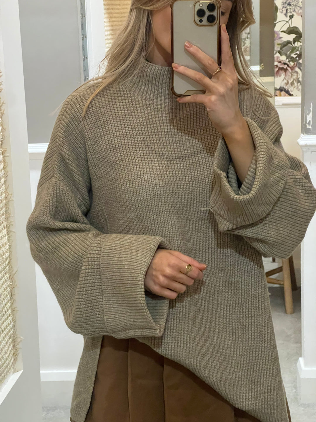 Oversized Knit - Taupe